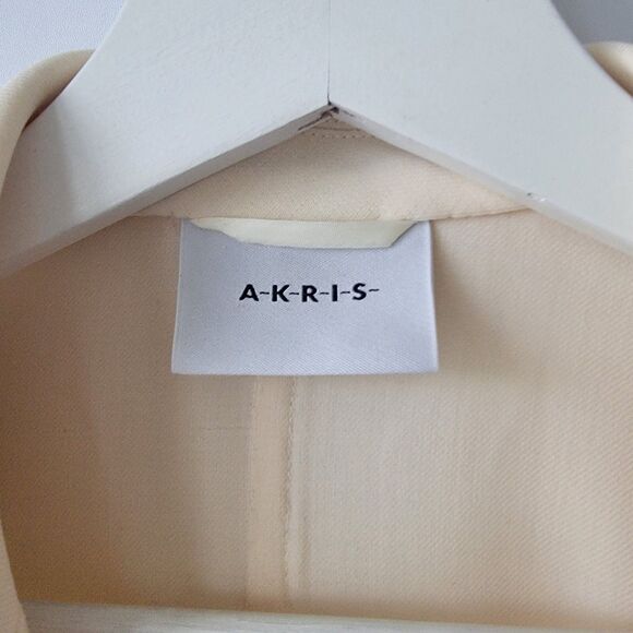 akris women's wool blend blazer 6 pockets long sleeve cream office careers - Picture 6 of 8